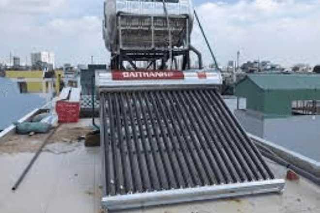 lắp đặt máy nước nóng năng lượng mặt trời